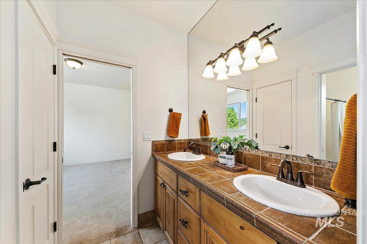 4549 W Clear Field Dr Property Photo 24