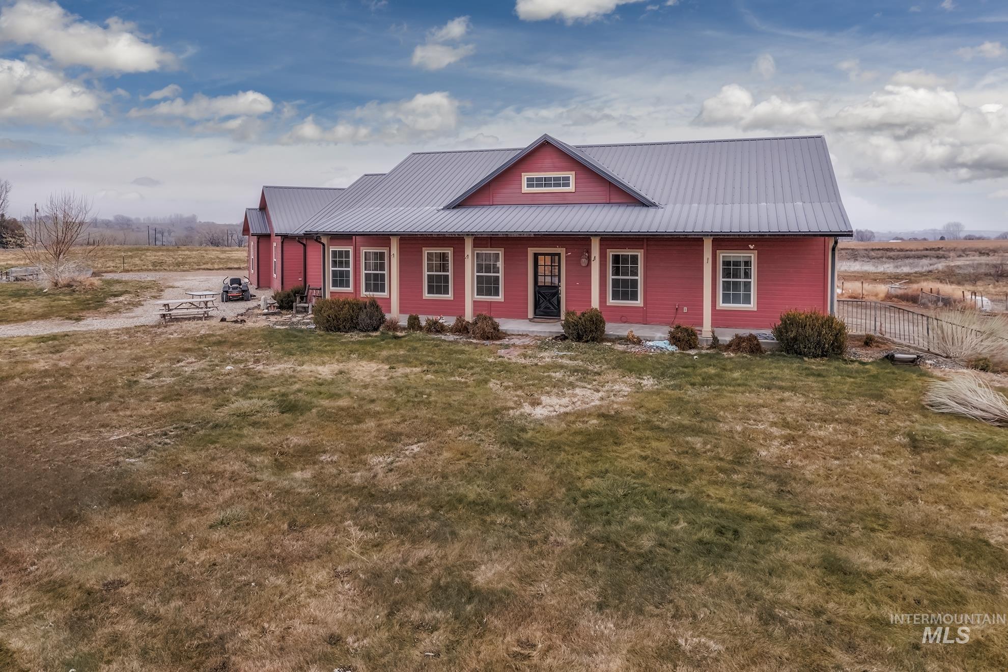 4164 S Stateline Property Photo