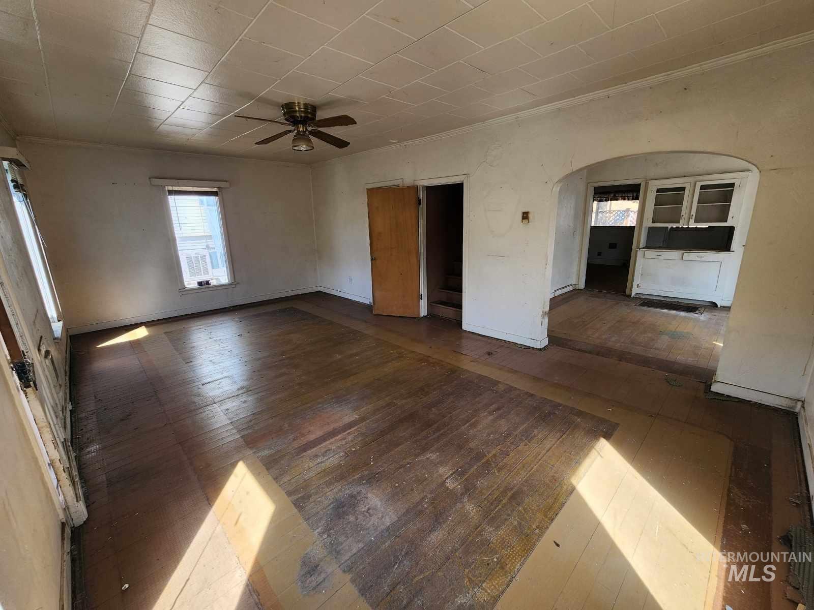 134 S A Street Property Photo 4