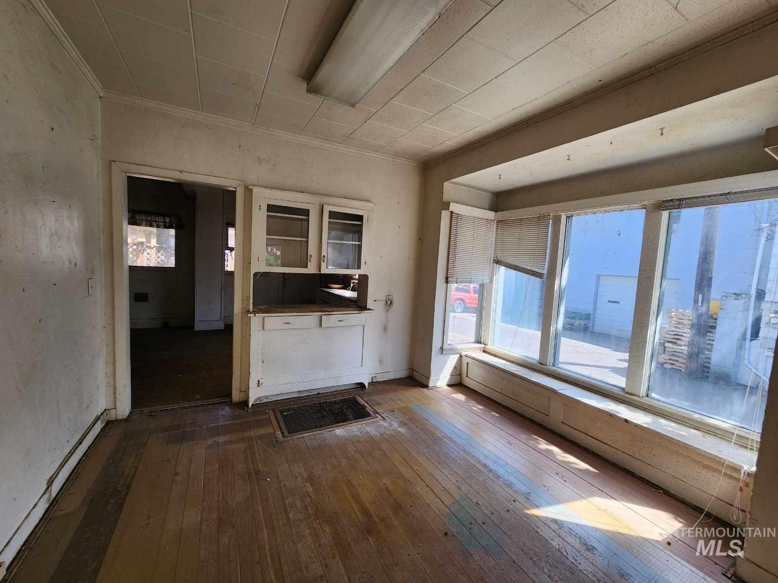 134 S A Street Property Photo 5