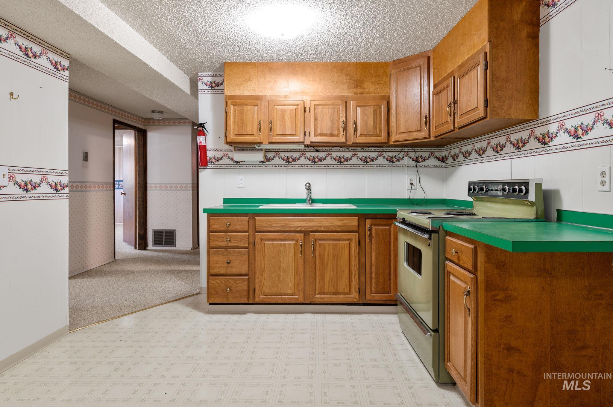 1792 Lambert Drive Property Photo 19