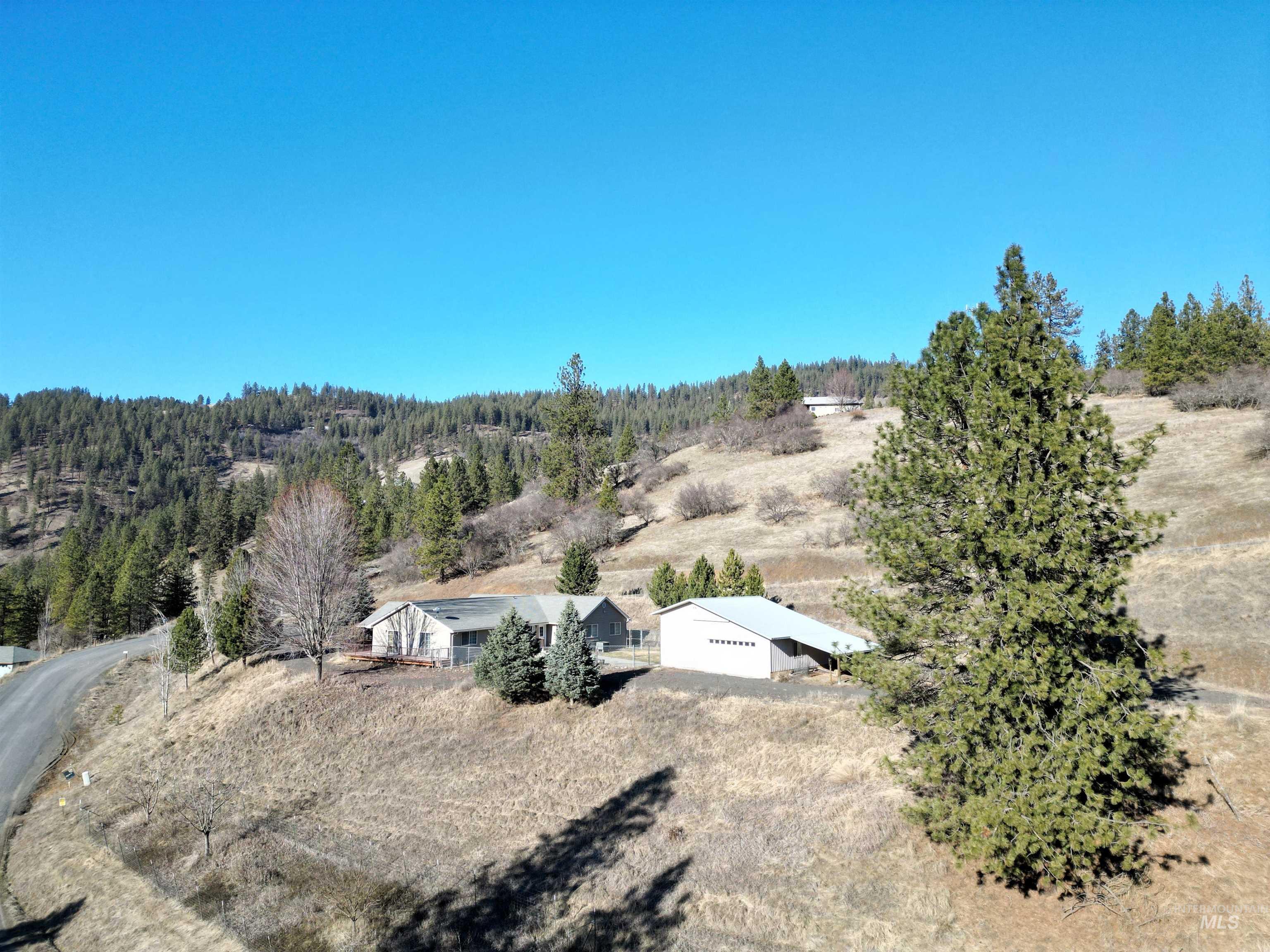 656 Adams Rd Property Photo 19