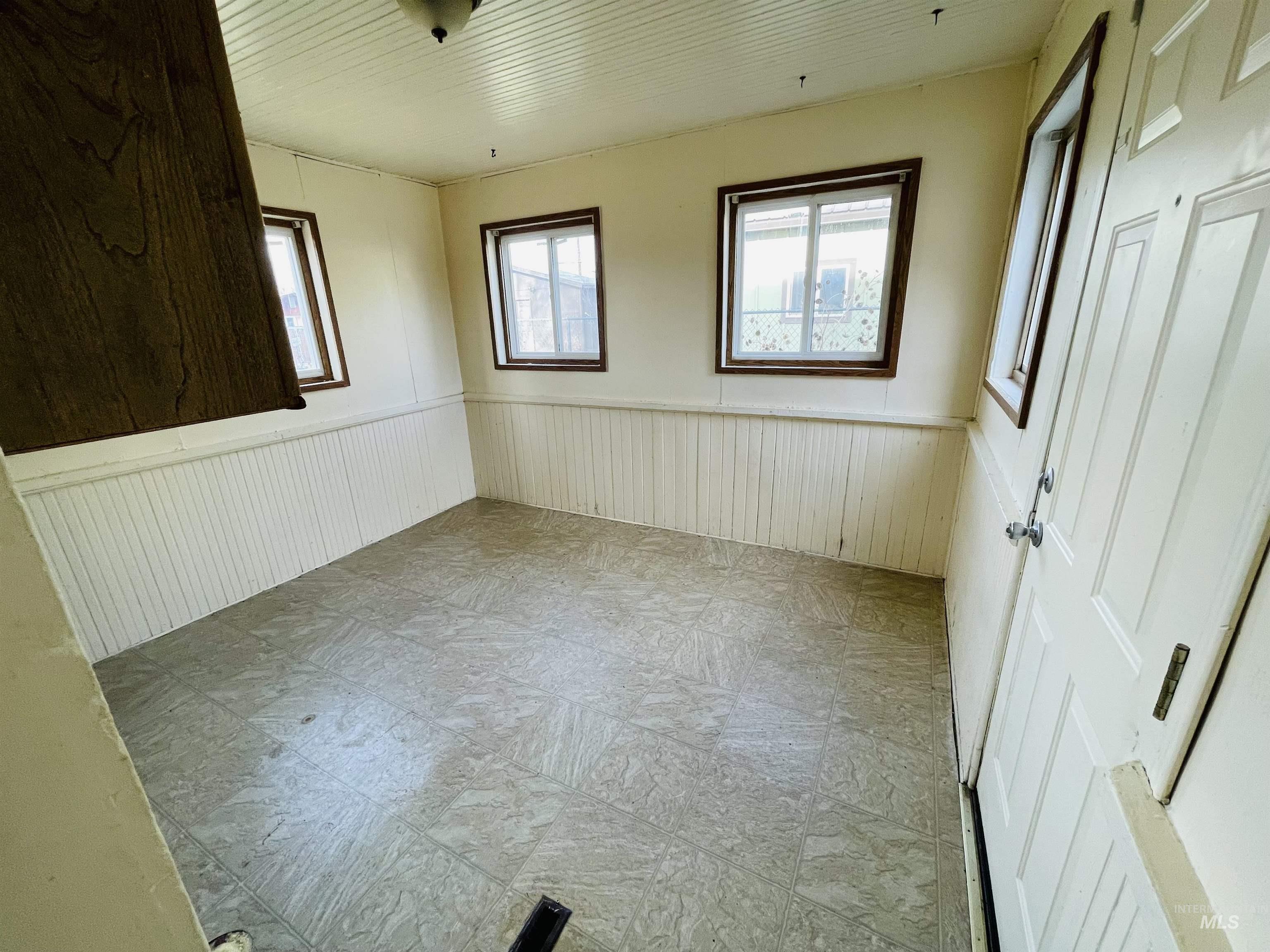 297 Nw 8th Property Photo 11