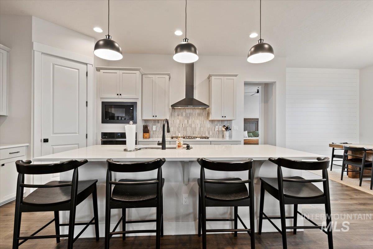 8291 W Corinthia St Property Photo 8