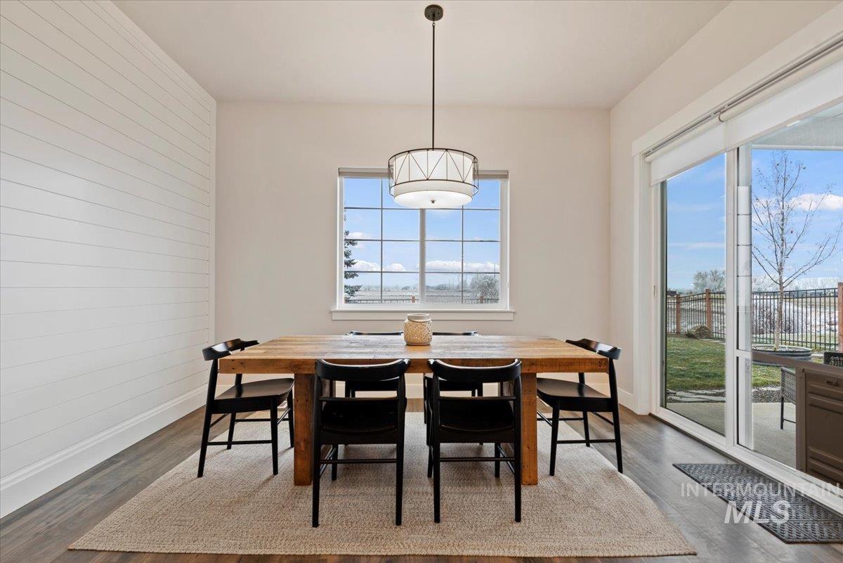8291 W Corinthia St Property Photo 10