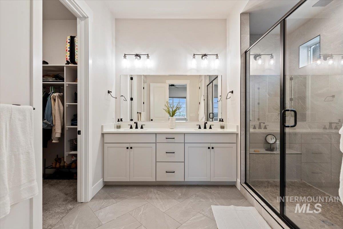8291 W Corinthia St Property Photo 13