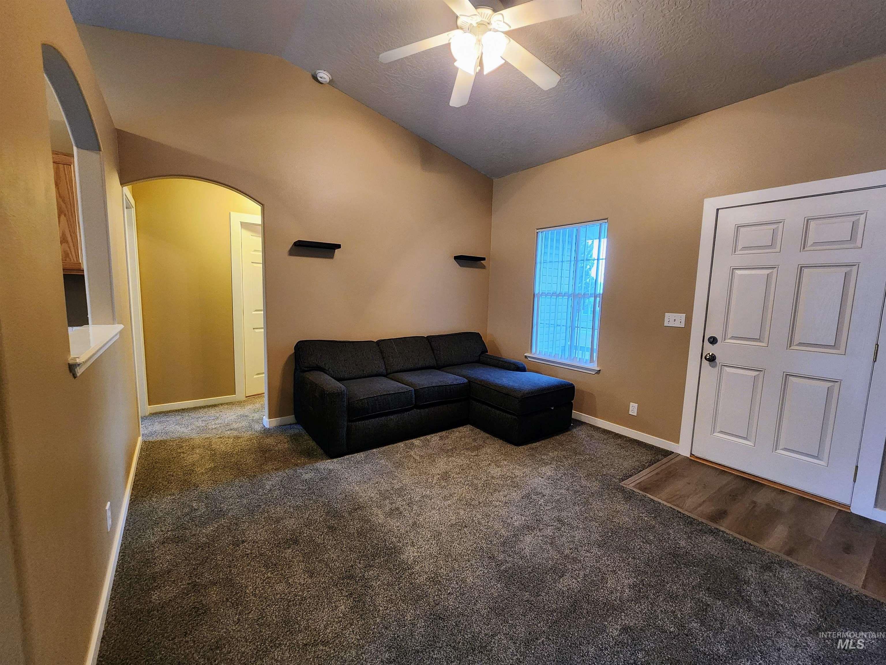 16533 Spartan Property Photo 5