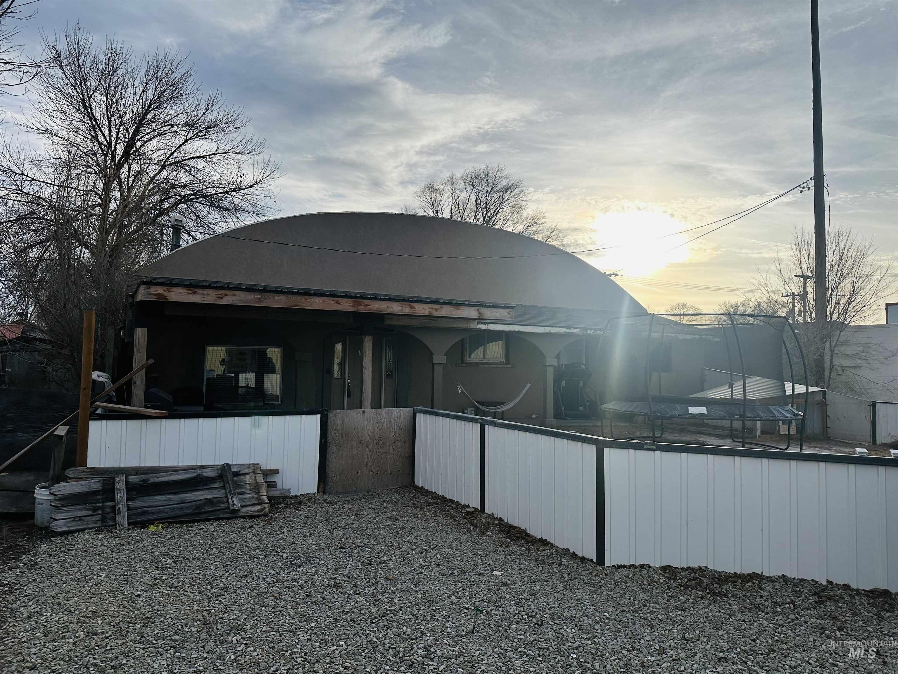 505 2nd Street Property Photo 3