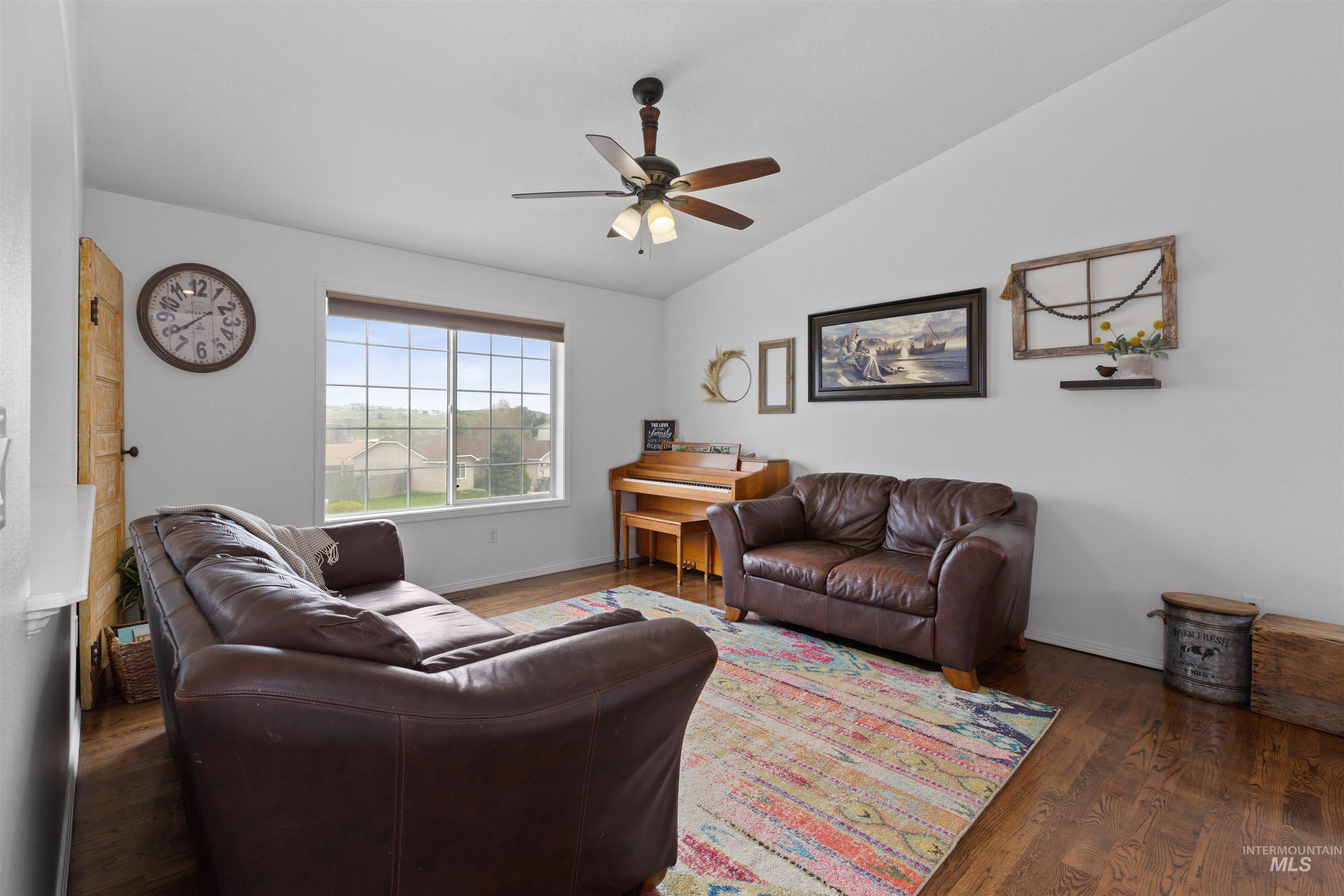 521 Morning Dove Way Property Photo 11