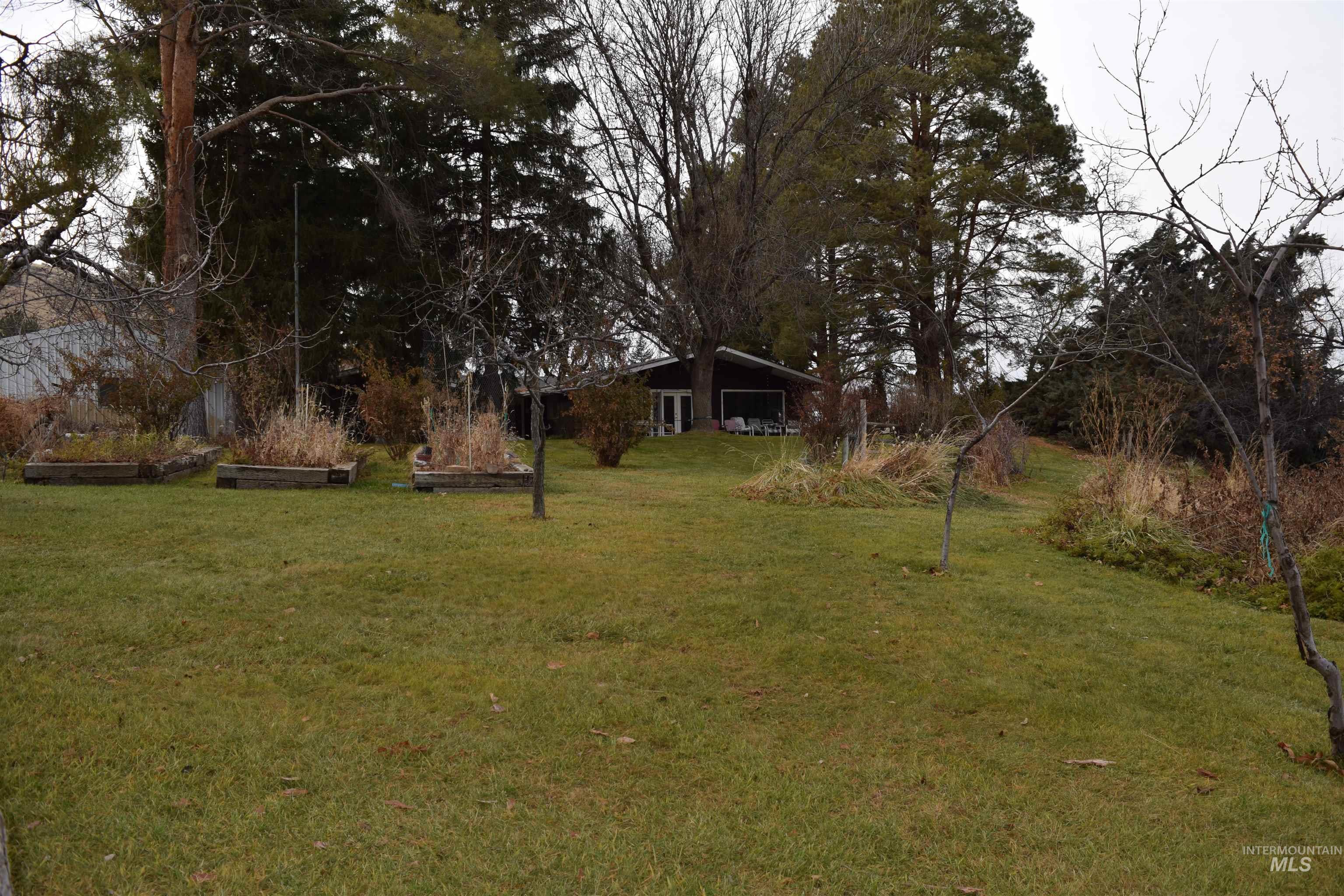 4778 River Road Property Photo 14