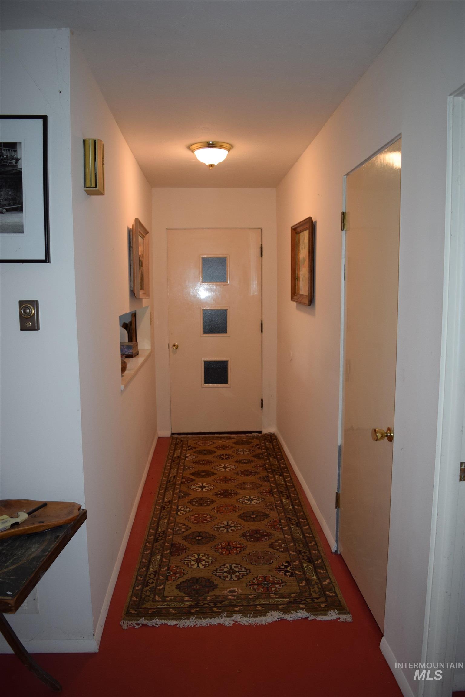4778 River Road Property Photo 15