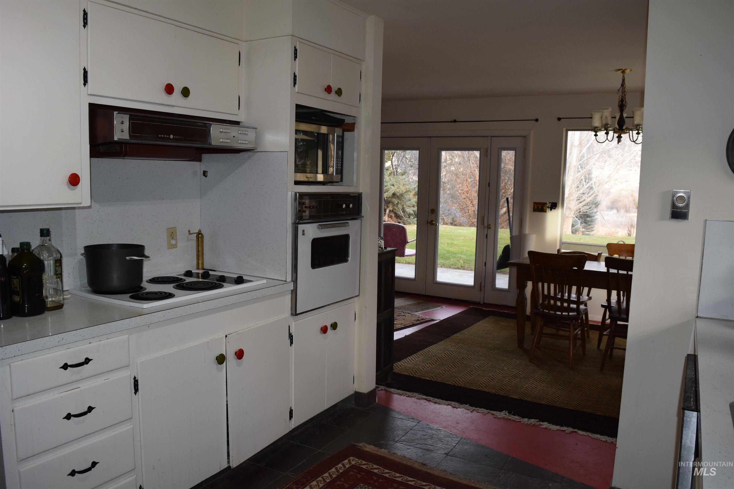 4778 River Road Property Photo 23