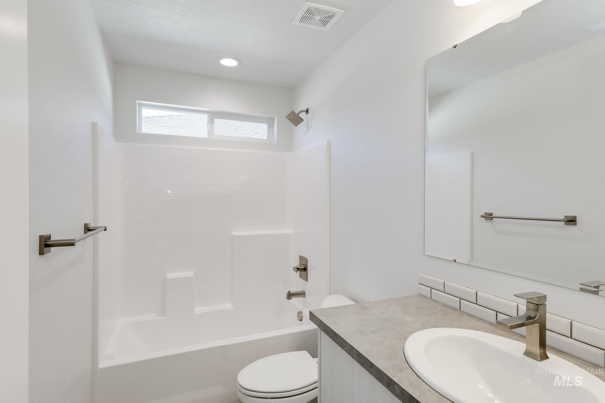 5306 E Sublette St Property Photo 13