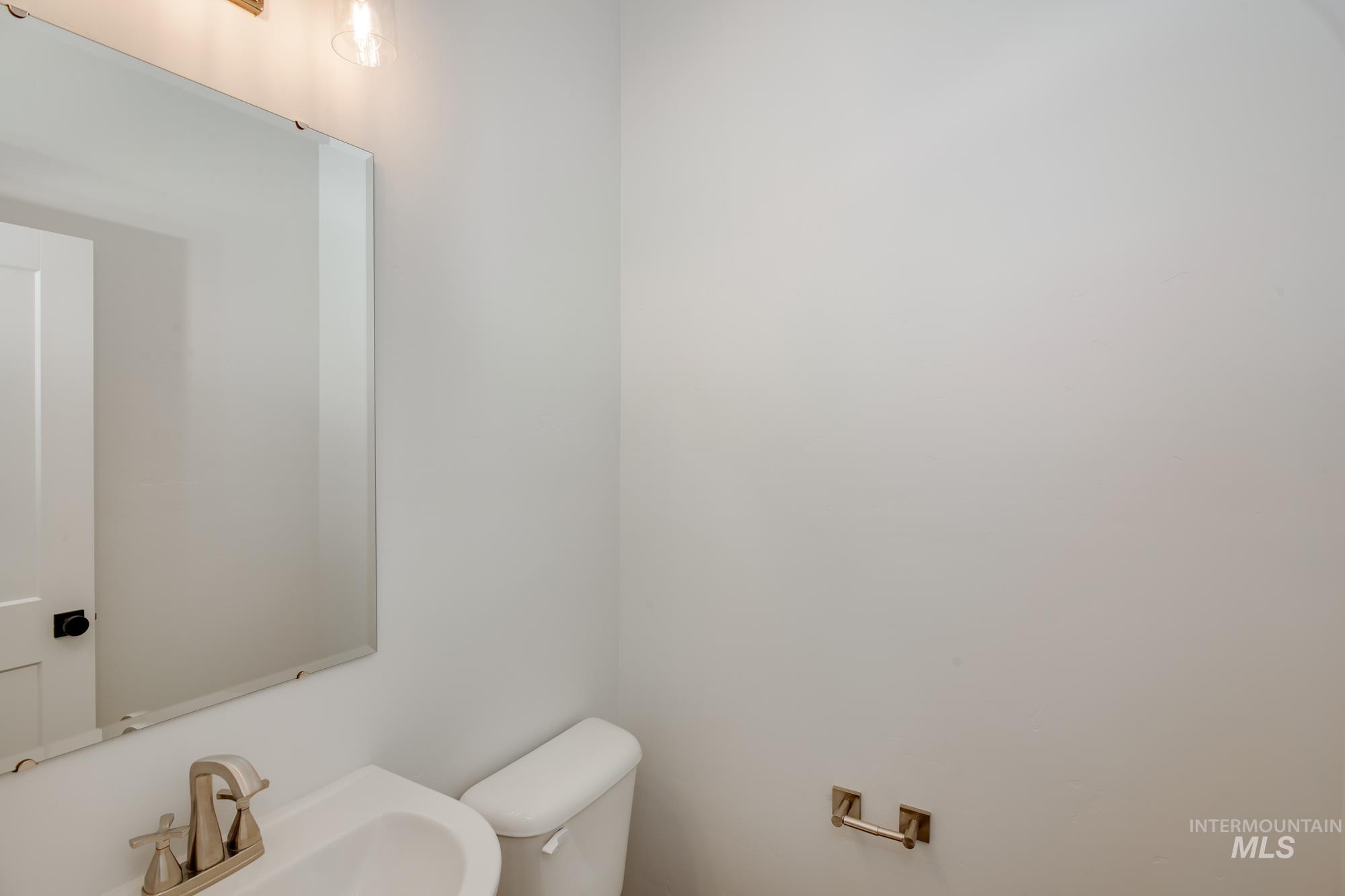 6987 S Cheyenne Ave Property Photo 12