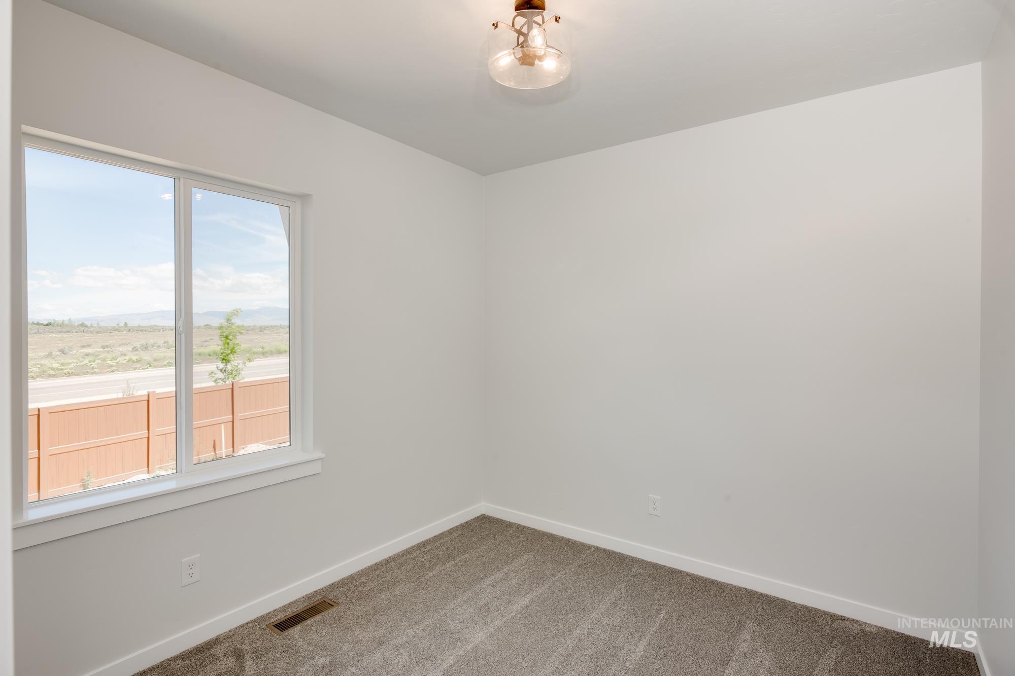 6987 S Cheyenne Ave Property Photo 17