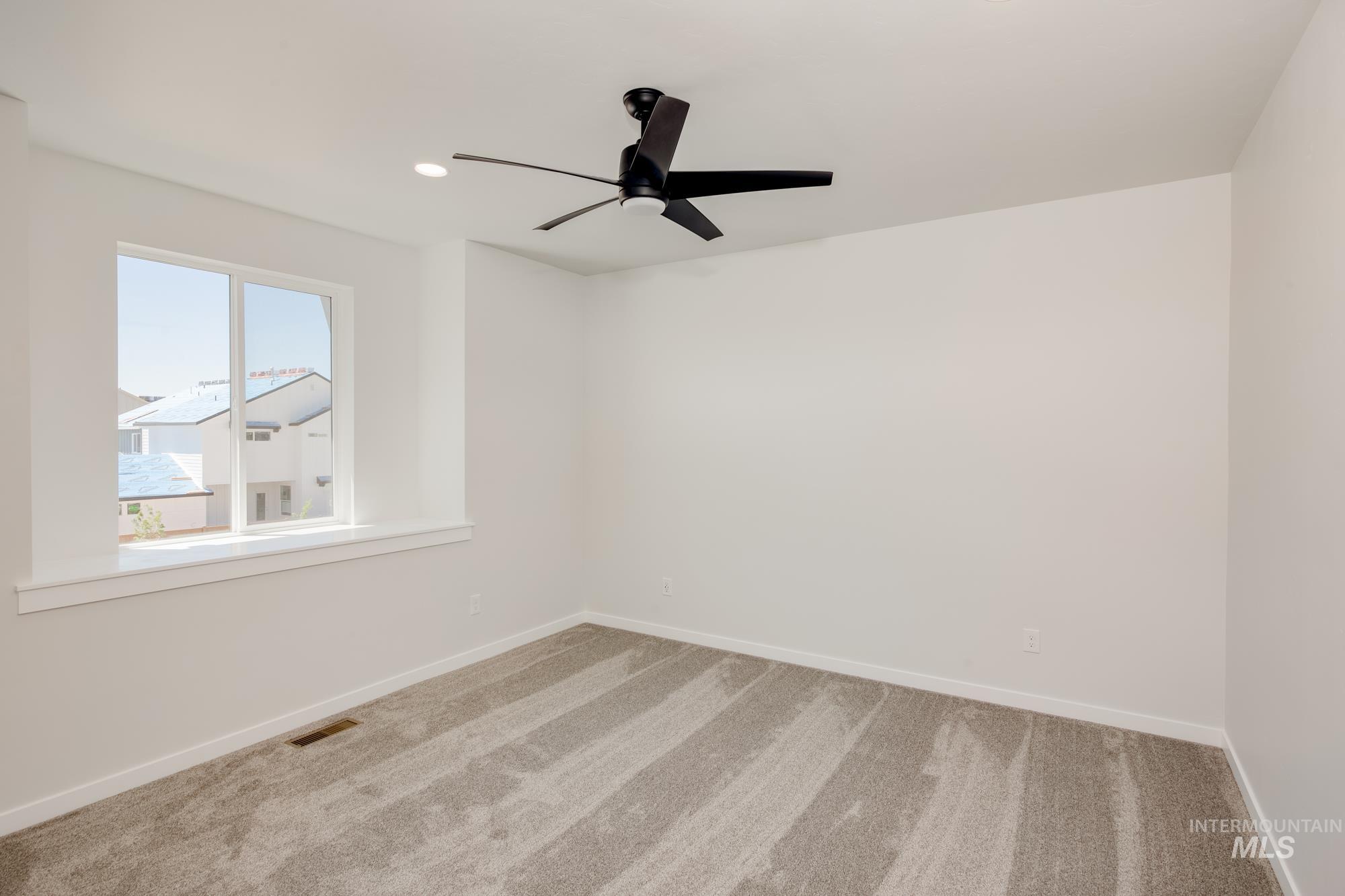 6987 S Cheyenne Ave Property Photo 18