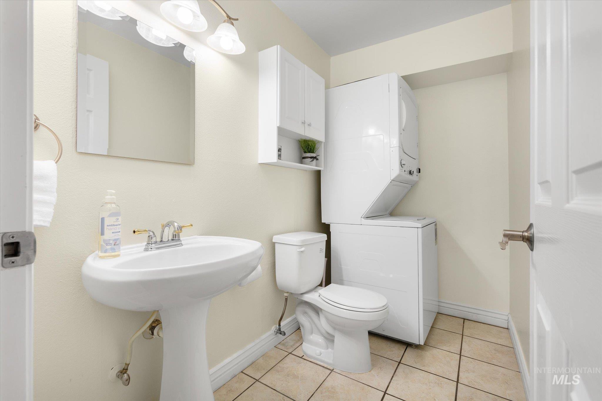 265 N Eagle Glen Lane Property Photo 8
