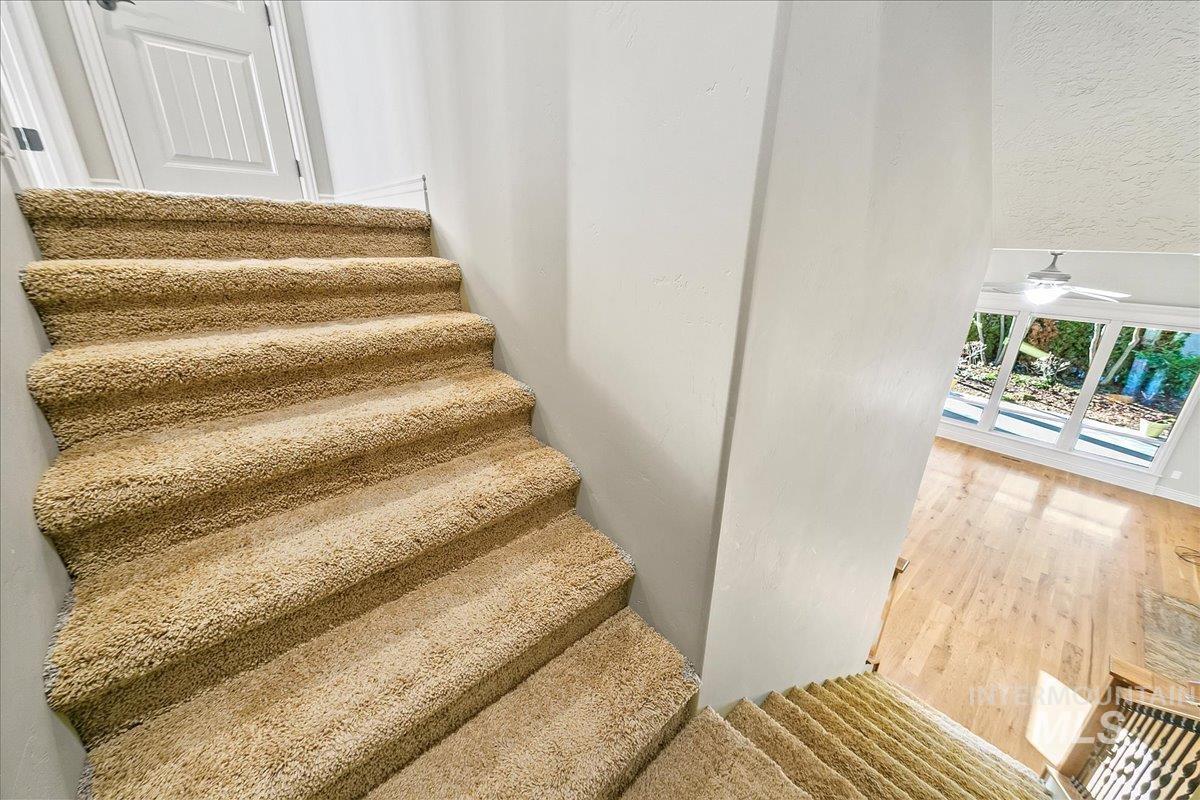 1703 W Par Court Property Photo 38