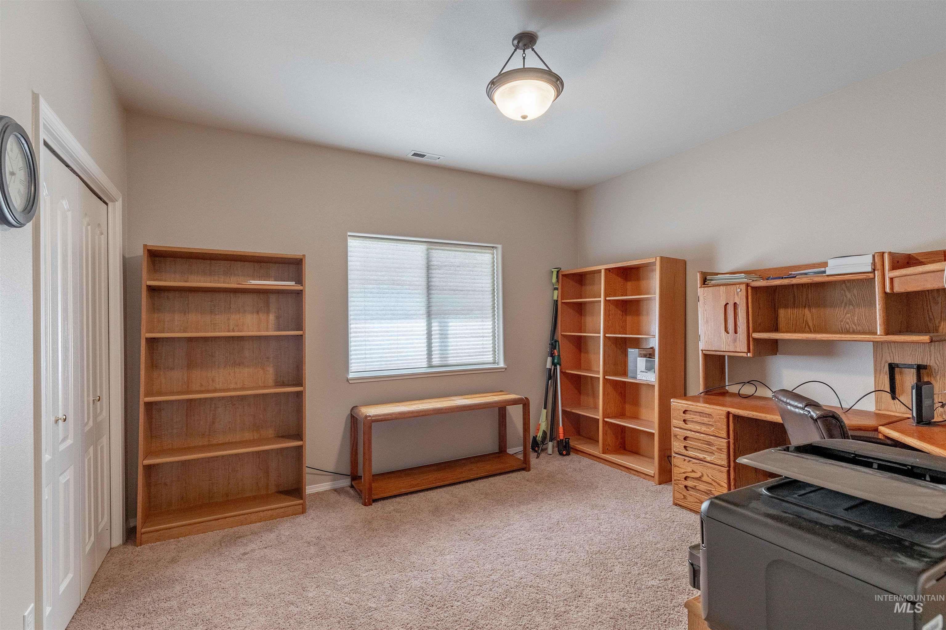 924 Grelle Ave Property Photo 27