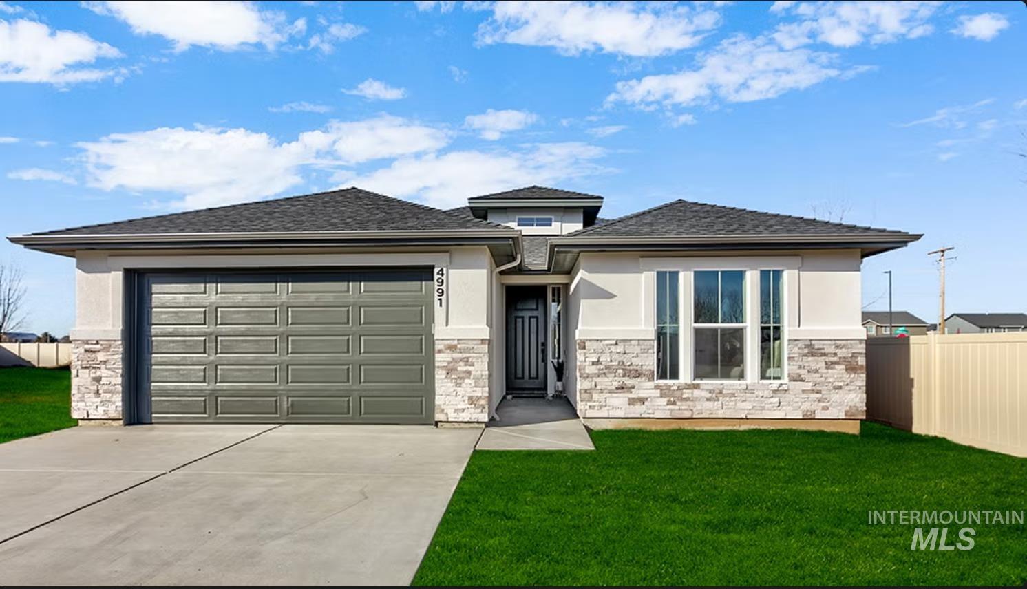 6406 E One Tree Place Property Photo 1