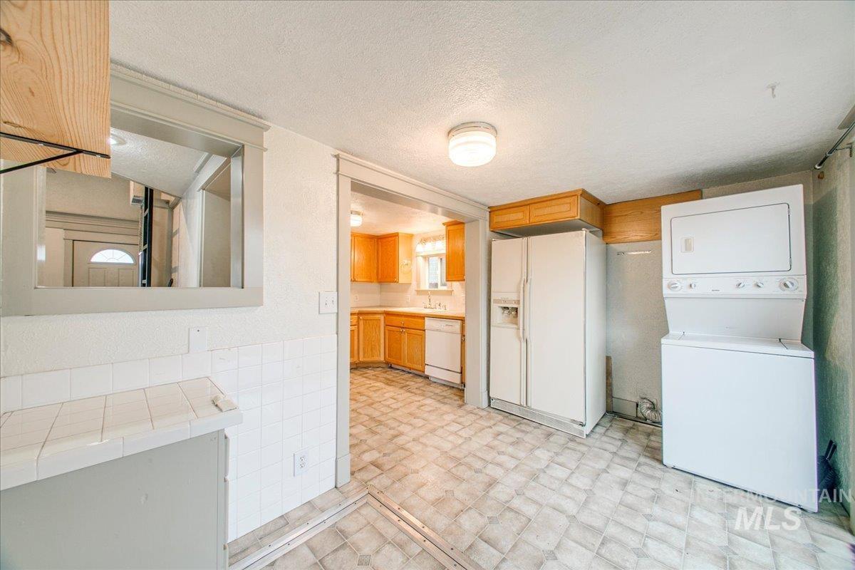 2719 W Woodlawn Property Photo 18