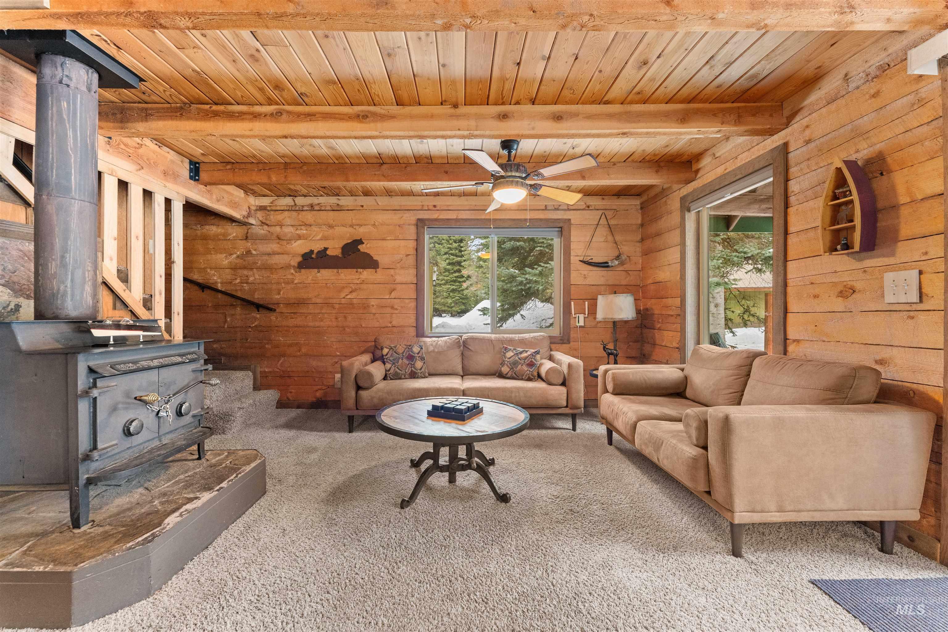 2149 West Mountain Rd. Property Photo 13