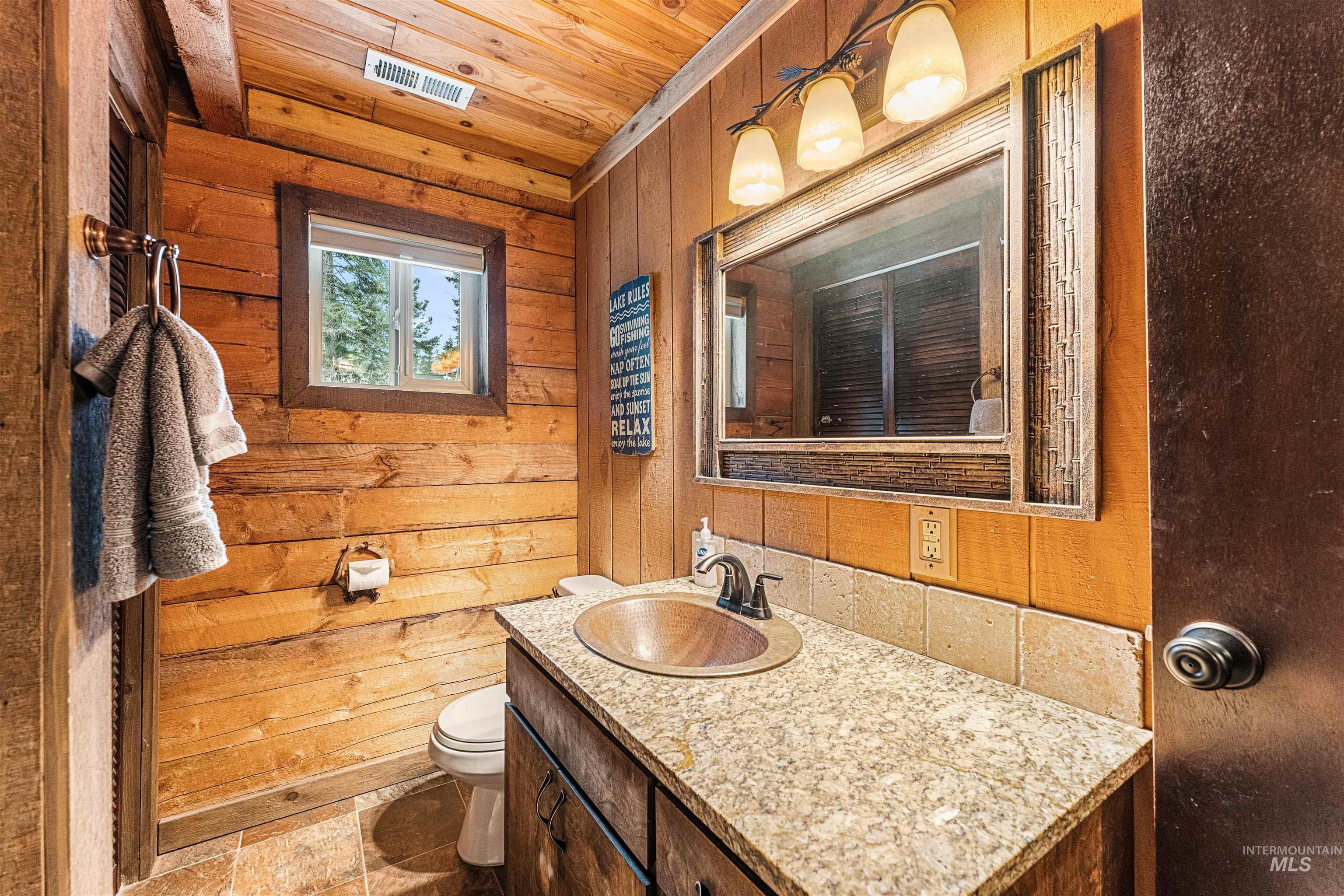 2149 West Mountain Rd. Property Photo 17