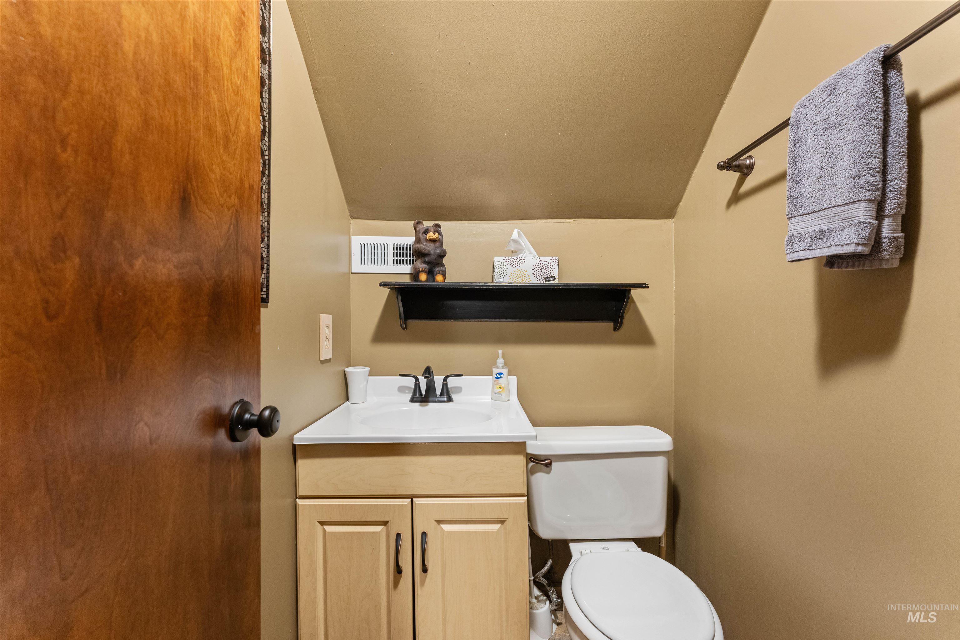 2149 West Mountain Rd. Property Photo 21