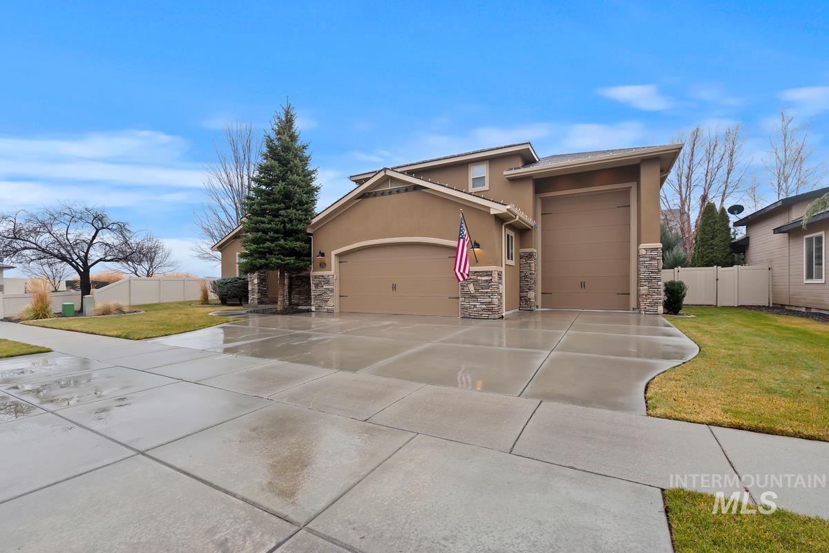 2763 E Fratello Property Photo 1