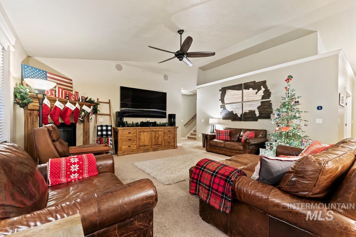 2763 E Fratello Property Photo 8