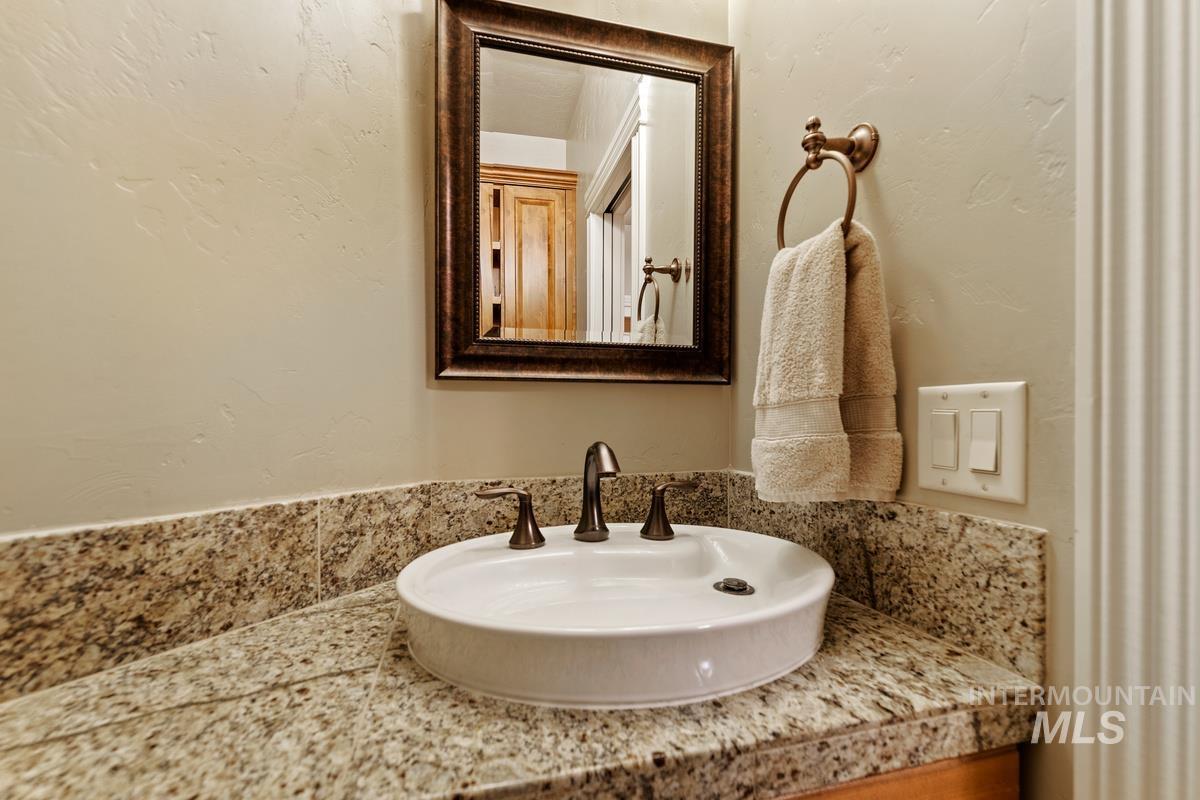 2763 E Fratello Property Photo 18