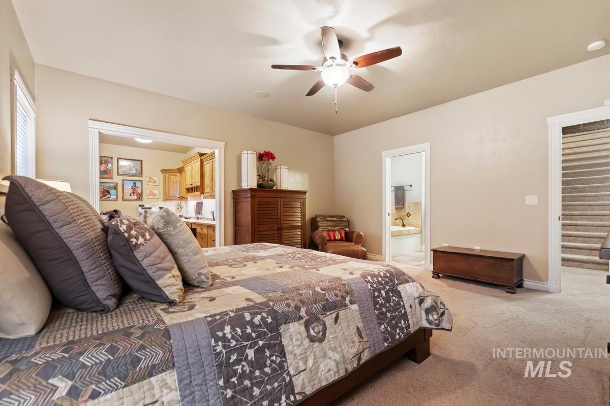 2763 E Fratello Property Photo 27