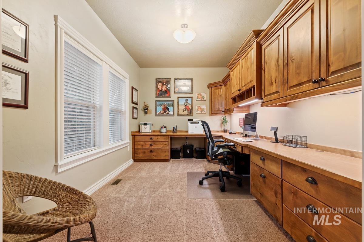 2763 E Fratello Property Photo 28