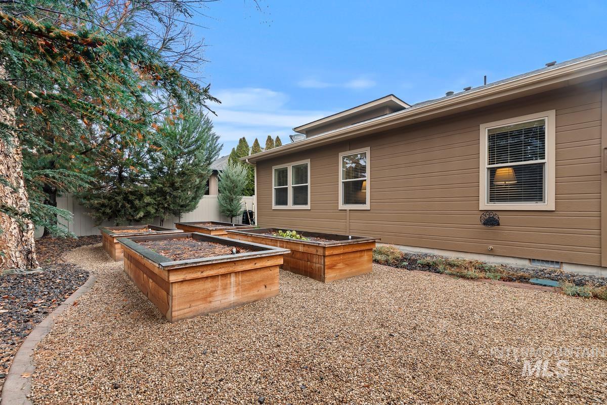 2763 E Fratello Property Photo 40