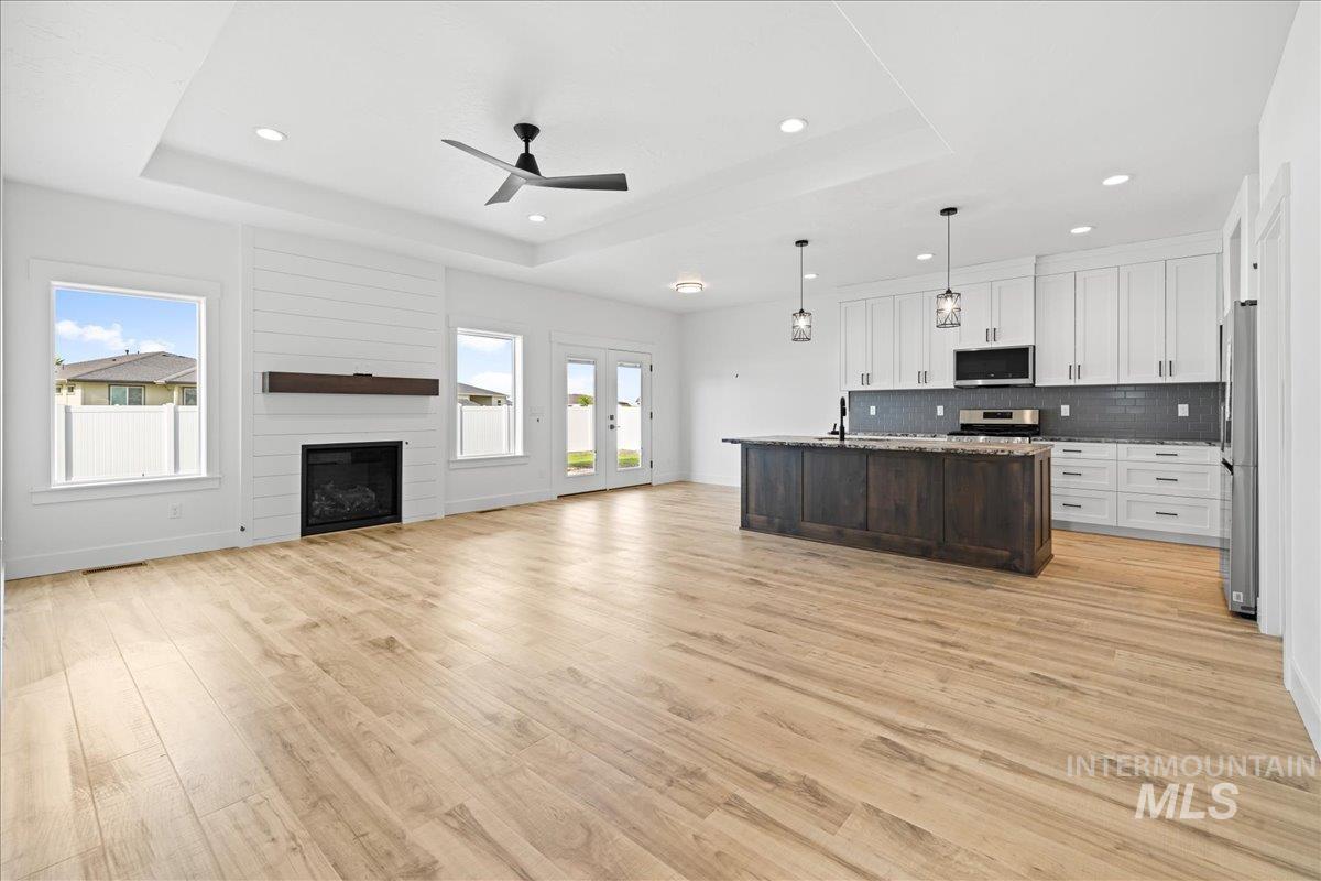 2177 Austin Property Photo 4