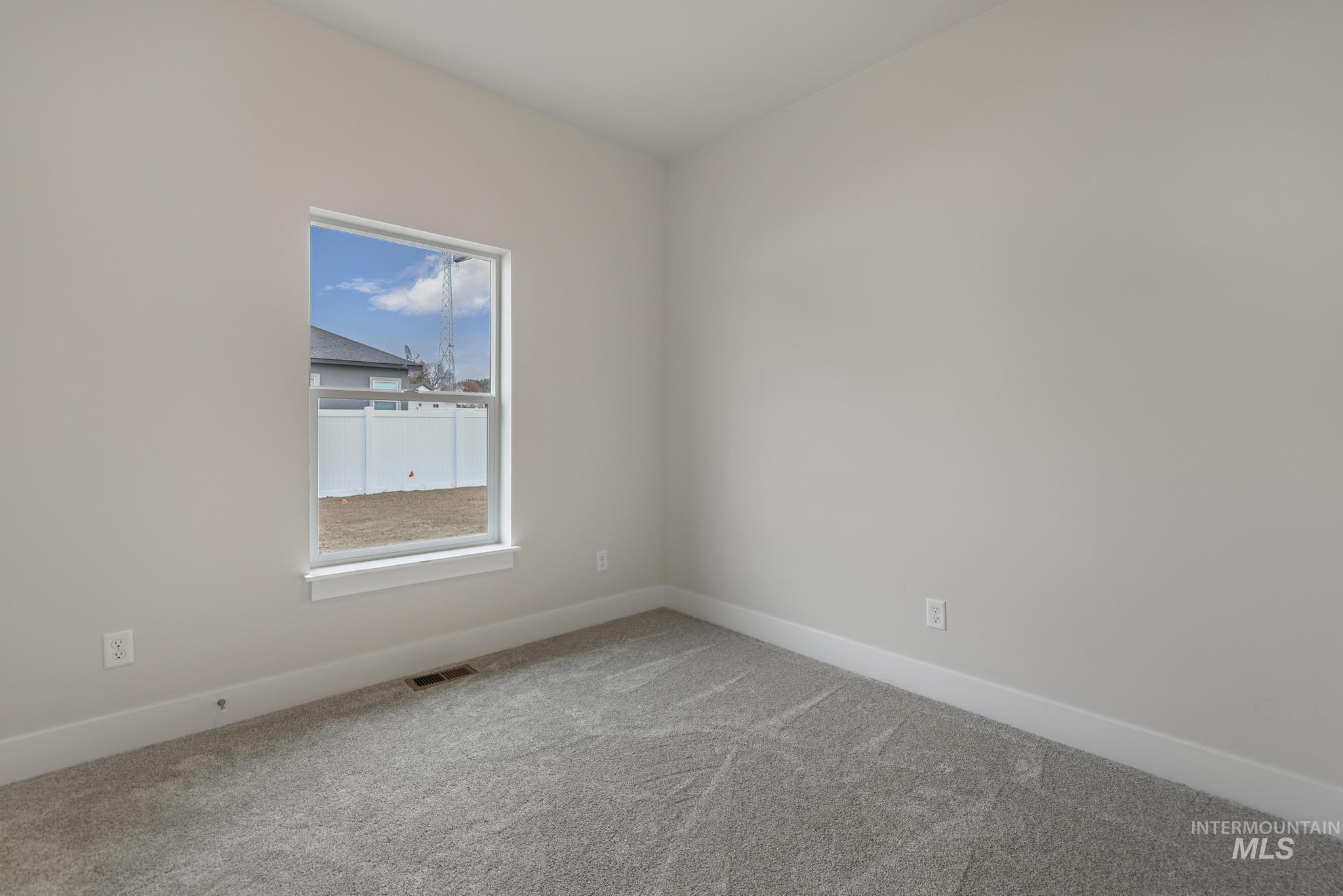 1516 Leslie Drive Property Photo 20