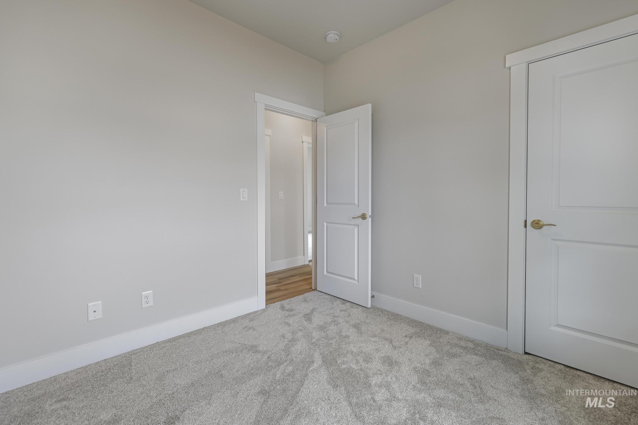 1516 Leslie Drive Property Photo 21