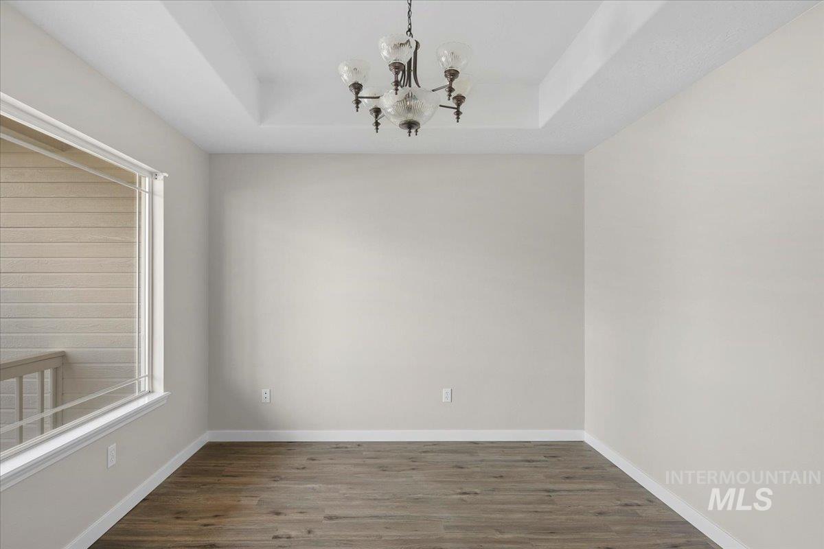 1725 S Labrador Place Property Photo 11