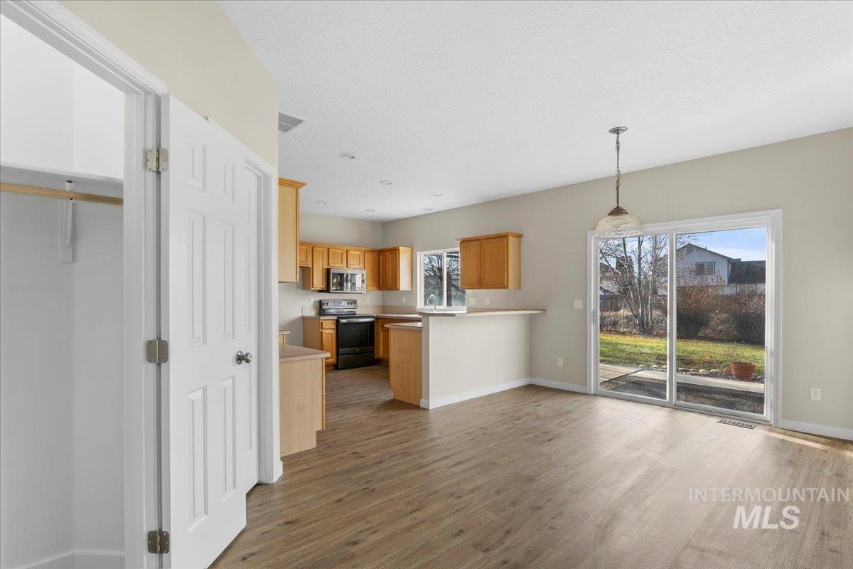 1725 S Labrador Place Property Photo 14