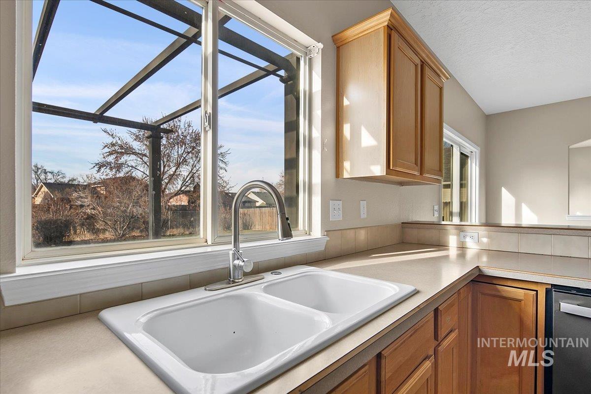 1725 S Labrador Place Property Photo 21