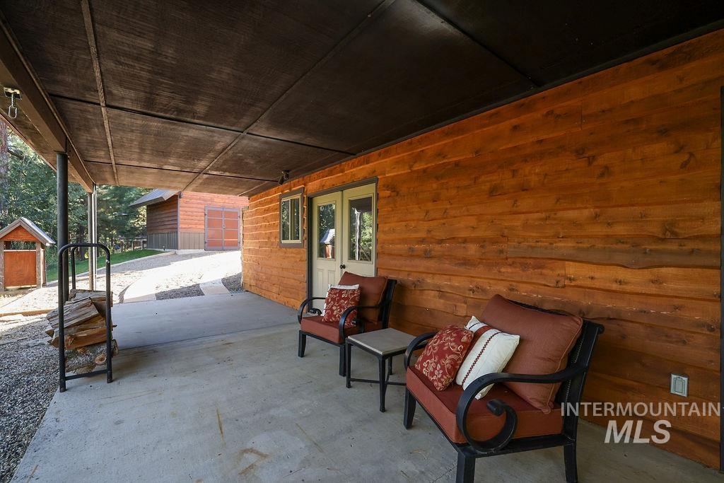 757 Chad Loop Property Photo 31