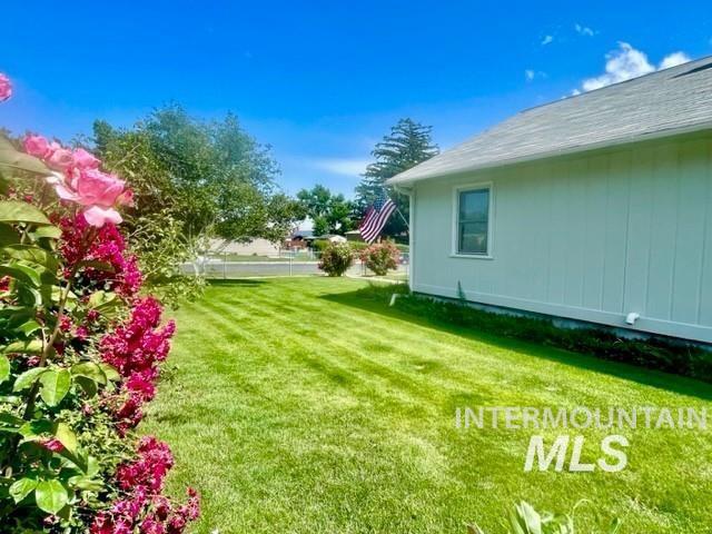 185 N Kansas Property Photo 5