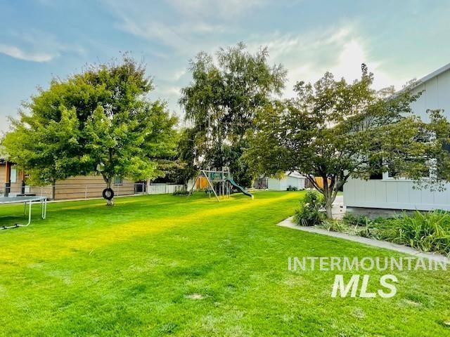 185 N Kansas Property Photo 7