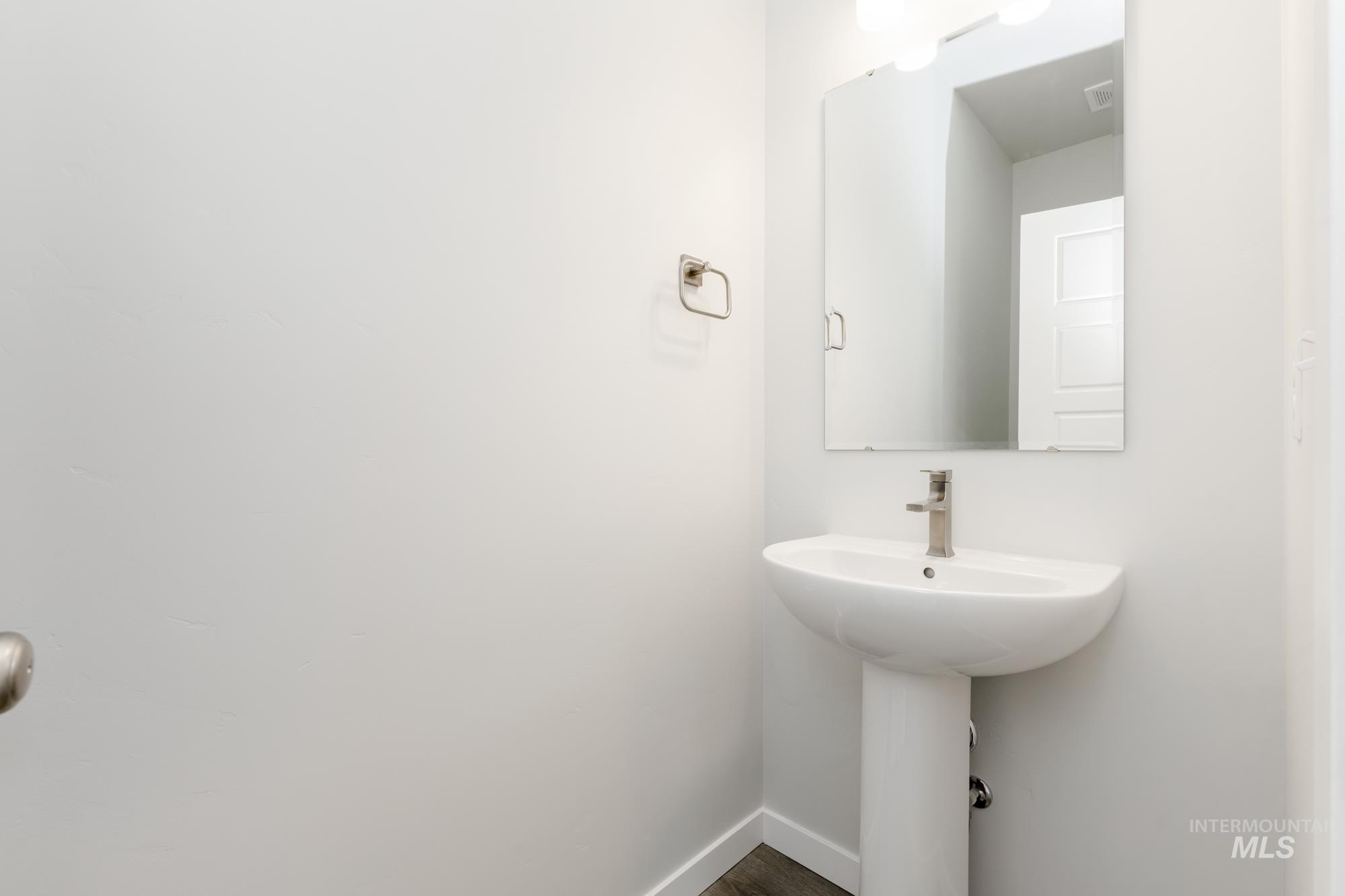 2751 N Silver Wolf Ave Property Photo 13