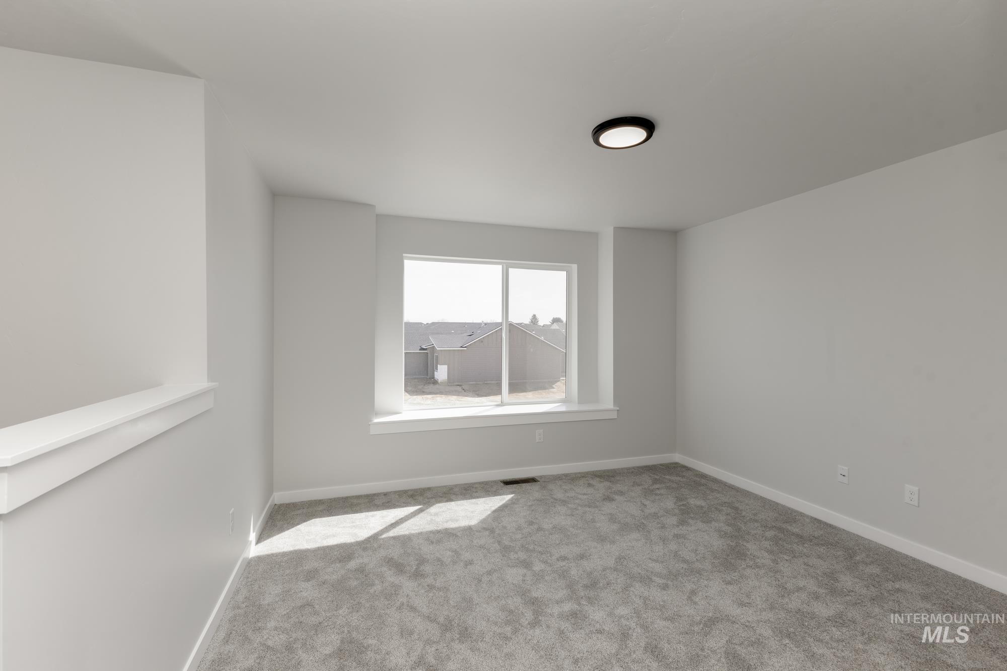 2751 N Silver Wolf Ave Property Photo 14
