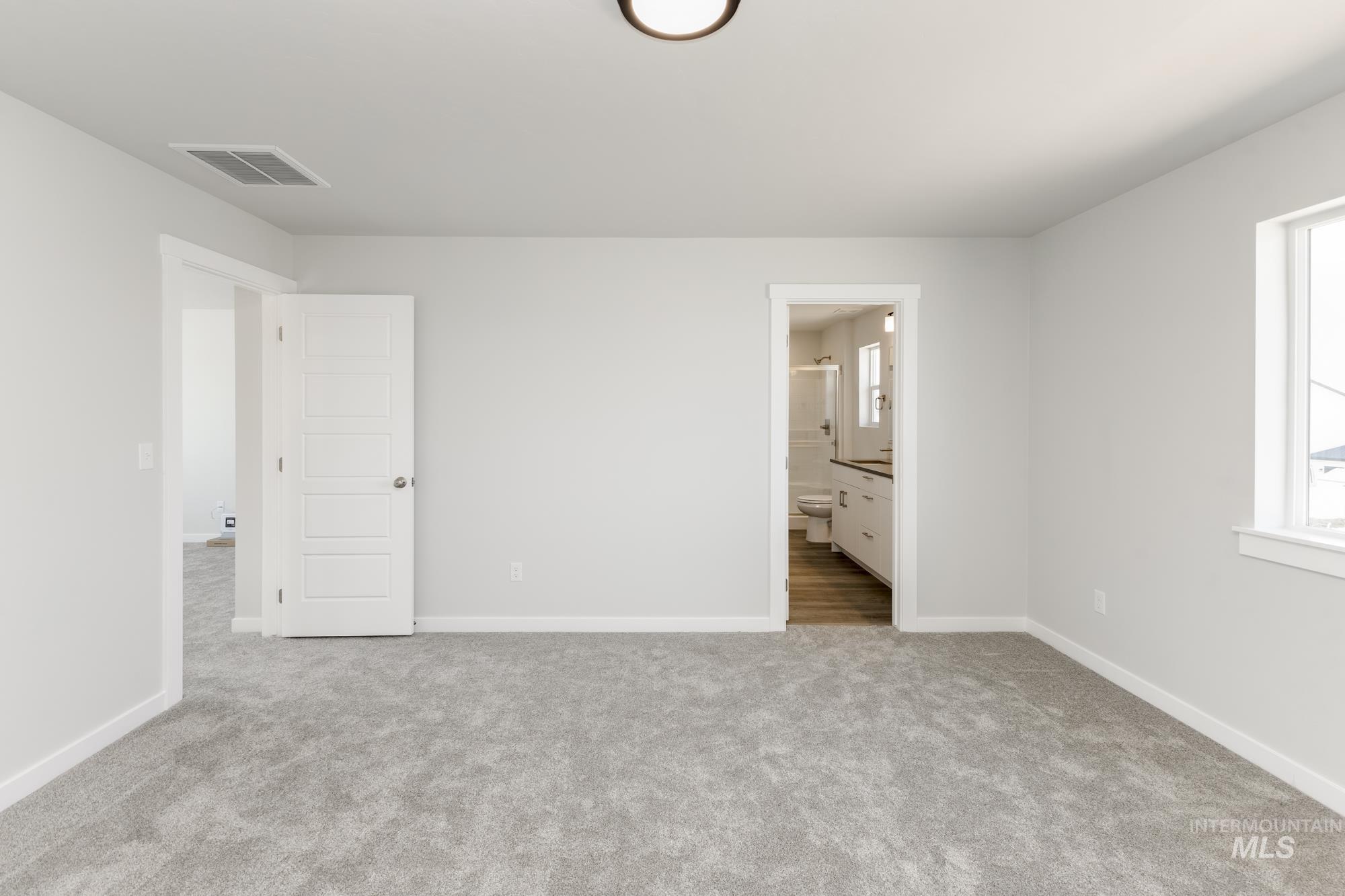 2751 N Silver Wolf Ave Property Photo 23