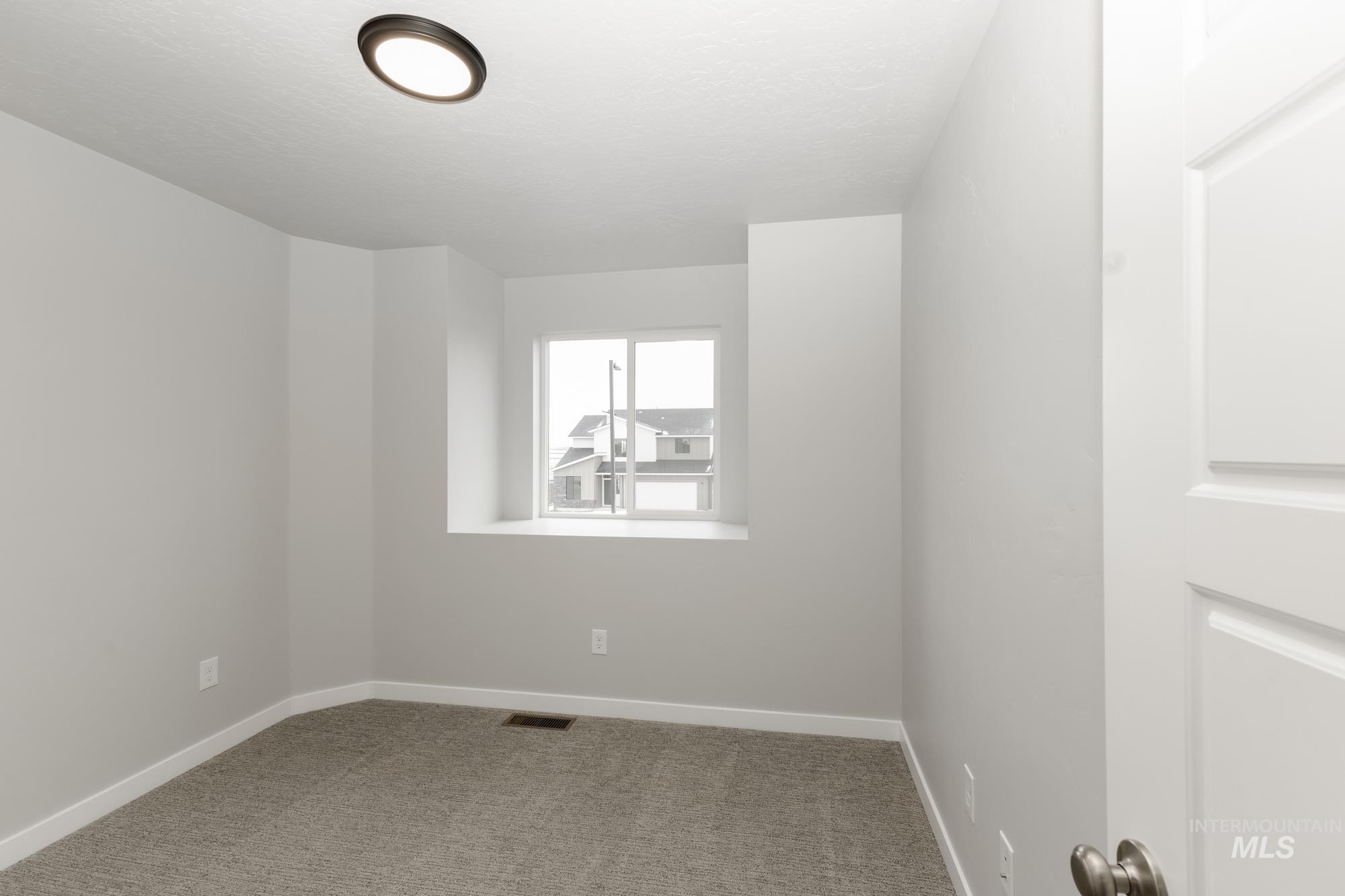 3476 W Newland Ct Property Photo 11