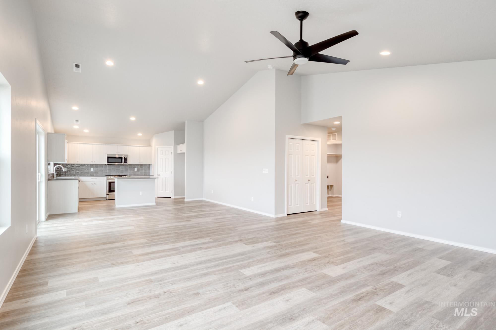 9169 W Tuberose St Property Photo 12