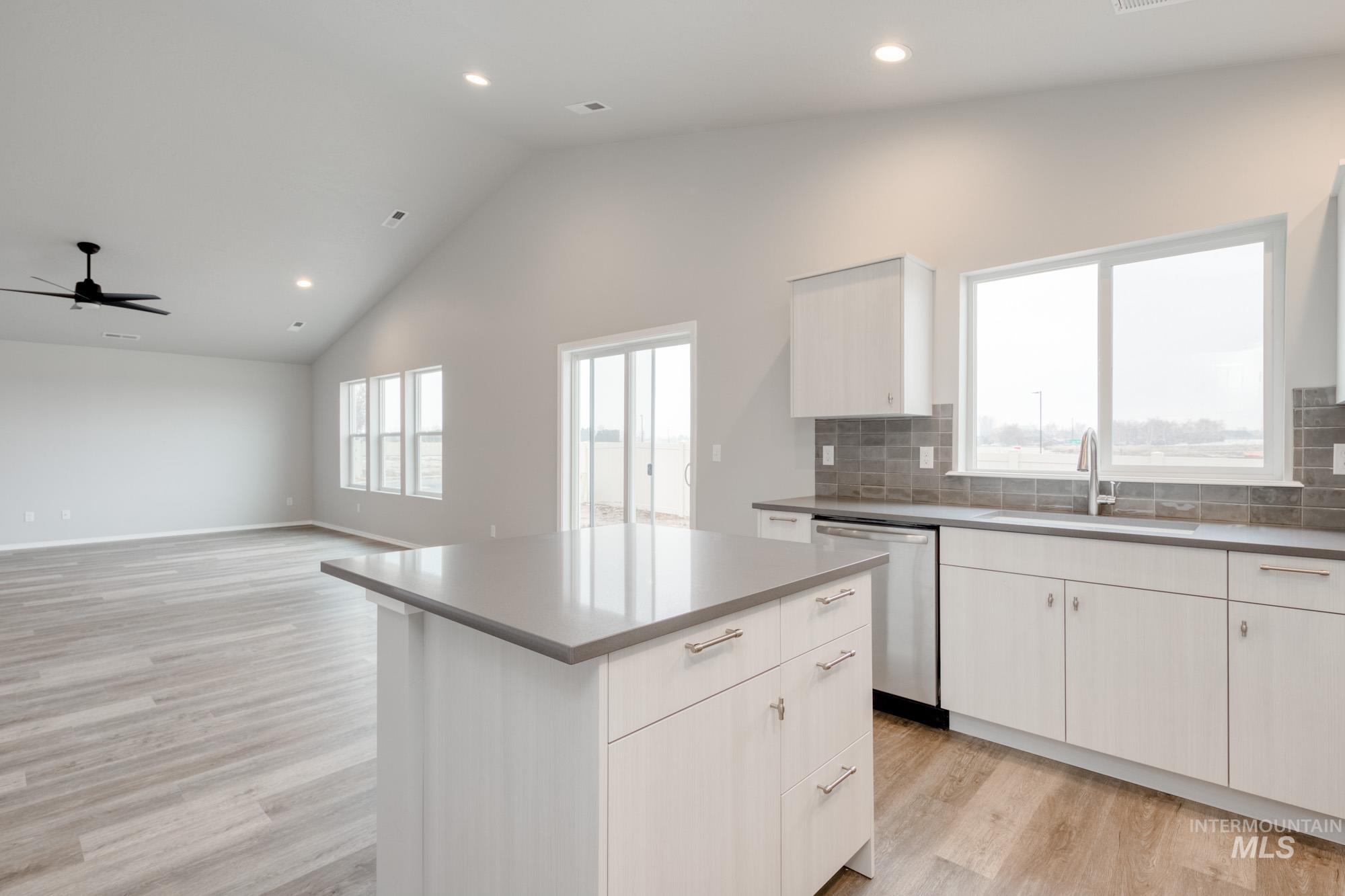 9169 W Tuberose St Property Photo 18