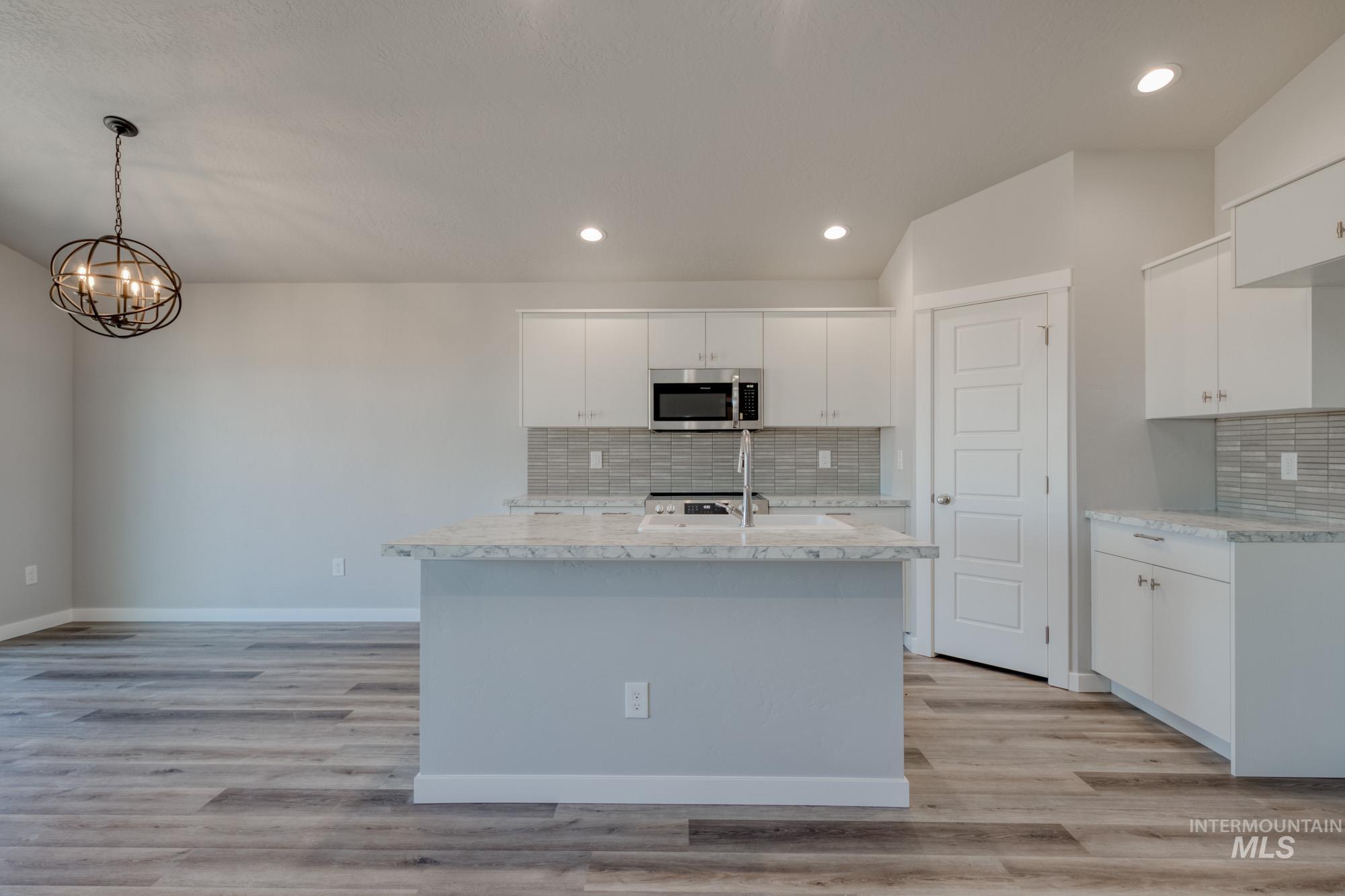 5334 E Sublette St Property Photo 6